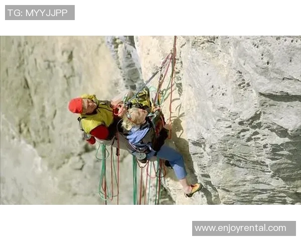 上海攀岩队的力量与激情探索攀岩运动的无限可能 上海攀岩队的力量与激情探索攀岩运动的无限可能