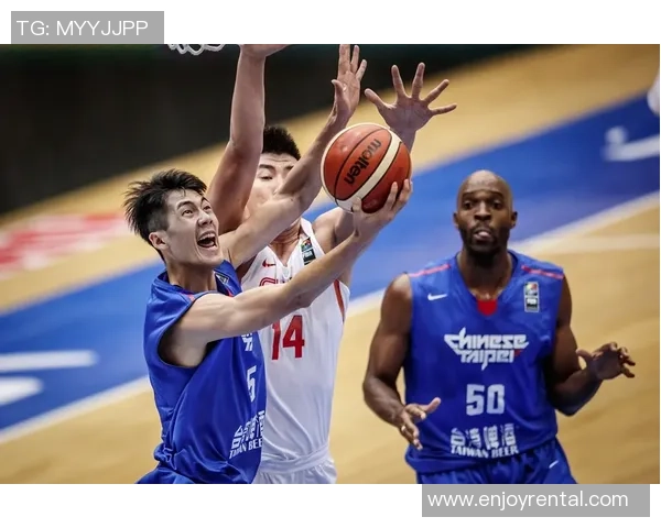 刘铮的奋斗之路:从平凡到卓越的篮球人生探索与启示 刘铮的奋斗之路:从平凡到卓越的篮球人生探索与启示