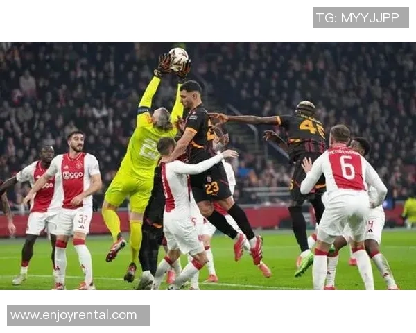 日尔曼与曼联激战正酣比分揭晓精彩瞬间回顾 日尔曼与曼联激战正酣比分揭晓精彩瞬间回顾